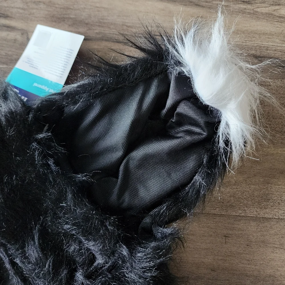 Frisco Skunk Faux Fur Dog Cat Halloween Costume Medium NWT